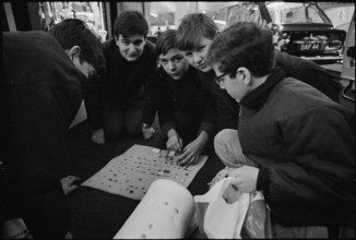 38th Geneva International Motor Show 1968: young visitors