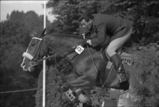CSIO Lucerne 1974: C. Marcelli on Satanico