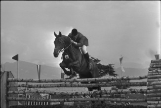 CSIO Lucerne 1974: Ted Edgar on Everest Orchid