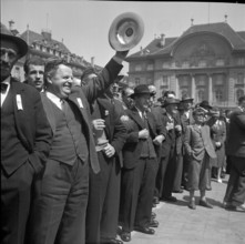 Farmers protest against reduction; reduction in milk price; 1954