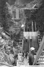 Taubenloch Gorge, bridge under construction; 1969