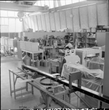 CERN workshop, proton experimental chamber 1956