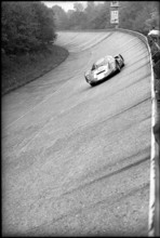 World record attempt in Monza 1967: Jo Siffert in the Porsche 906