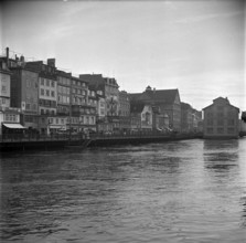 Limmatquai; Zurich Electricity Works; 1941