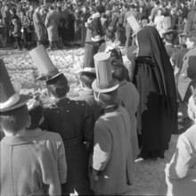 Risotto dinner at the carnival in Ascona, 1955