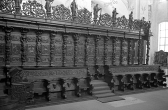 Choir stalls in the church of St. Urban around 1942