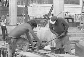 Guest workers on a construction site, 1973