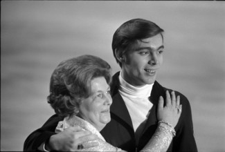 European Championships in Zurich 1971: Hildou Mudrou and European Champion Ondrej Nepela