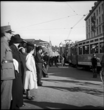 WW 2: waiting for tramway in front of Zurich Main Station 1944
