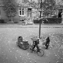 WW 2: economy of war. household waste collection