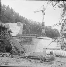 Le Day dam under construction, Les Clées 1954