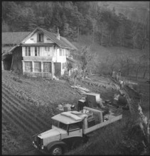 Mud avalanche near Pully. rubble. 1945