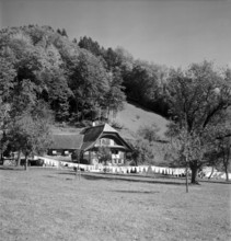 Refugees at the Swiss border 1945
