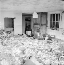 Avalanche in the Safien valley: clearance work, 1956