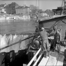 Rhaetian Railway line spilled over by avalanche, clearing work. 1951,