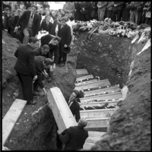 Funeral of the avalanche victims in Vals, 1951