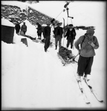 St. Antönien: funeral of avalanche victims. 1947