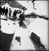 St. Antönien: funeral of avalanche victims. 1947