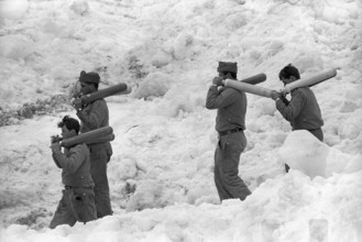 Mattmark glacial ice avalanche, search for the missing workers, persons, 1965