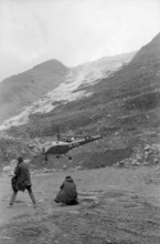Mattmark glacial ice avalanche, rescue helicopter, 1965