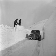 Excavation of the Simplonstrasse, 1950