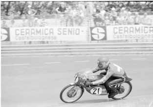 Motorcycle GP Imola 1974: Ulrich Graf