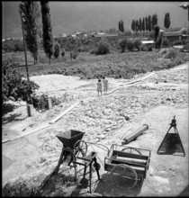 Landslide near Pully, scree and debris; 1945