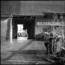 Rockfall in Erlinsbach causes change in the river course; 1957