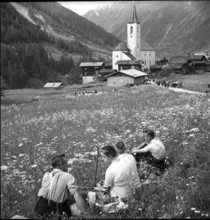 Blessing Sunday in Kippel, 1942