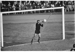 NLA 1968/69: FC Zurich  Servette FC; goalkeeper Barlie