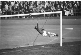 NLA 1968/69: FC Zurich  Servette FC; goalkeeper Grob