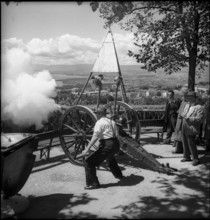 Lausanne, gun salutes on the first of August; 1953