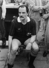 Cup Final 1986: FC Sion vs. Servette Geneva; referee Mercier injured
