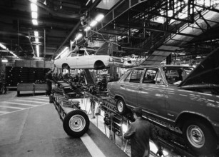 General Motors; assembly hall; assembly line; 1969
