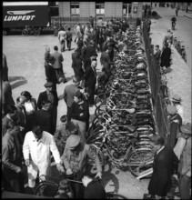 Bicycle market in Zurich 1948