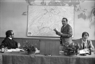 Tour de Suisse 1969: Press conference with Tour Director Vögeli