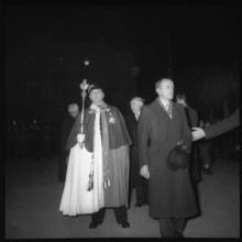 Max Petitpierre with Federal Beacon, reception in Neuchâtel, 1944