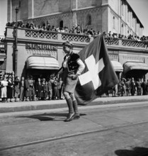 Flag bearer at the Sechseläuten in Zurich, 1940