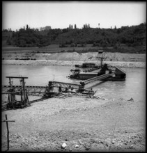 Verbois power plant construction site 1942