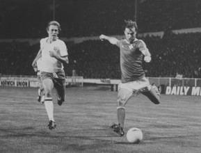 International match England vs. Switzerland 1977; Neal, Elsener
