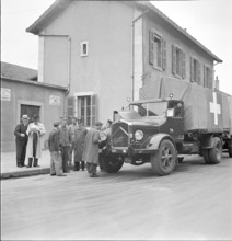 Swiss truck; check before departure; 1944