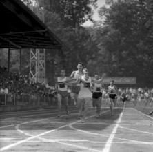Athletics swiss championships 1957 Berne, finals 5'000m: Pierre Page wins