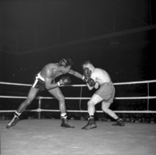 Sugar Ray Robinson (right) vs Jean Wanes, Zurich 1951