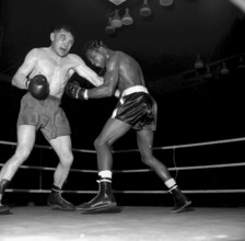 Sugar Ray Robinson (with towel), Zurich 1951