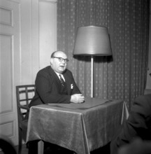 Paul-Henri Spaak speaking about The new Europe, Zurich 1949