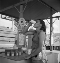 Swiss Championships 1947 Zurich: high-jumper Hans Wahli wins