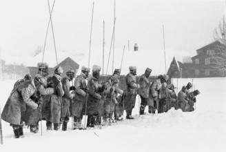 Reckingen, army search party searching for missed persons; 1970.