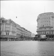 Fribourg; Boulevard Perolles, horse-drawn vehicle; 1940.