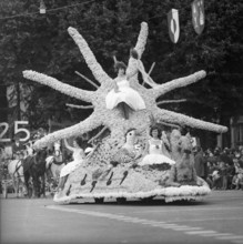 Parade at the winegrowers' festival in Neuchâtel, 1963.