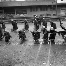 Civil defence: instruction of building chiefs, 1959.